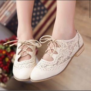 vintage white oxfords- lacy cutout